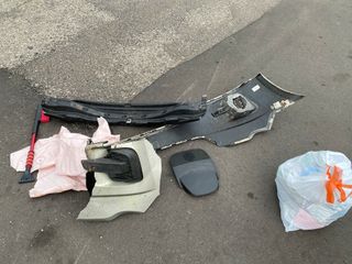 Vehicle Parts Image #1
